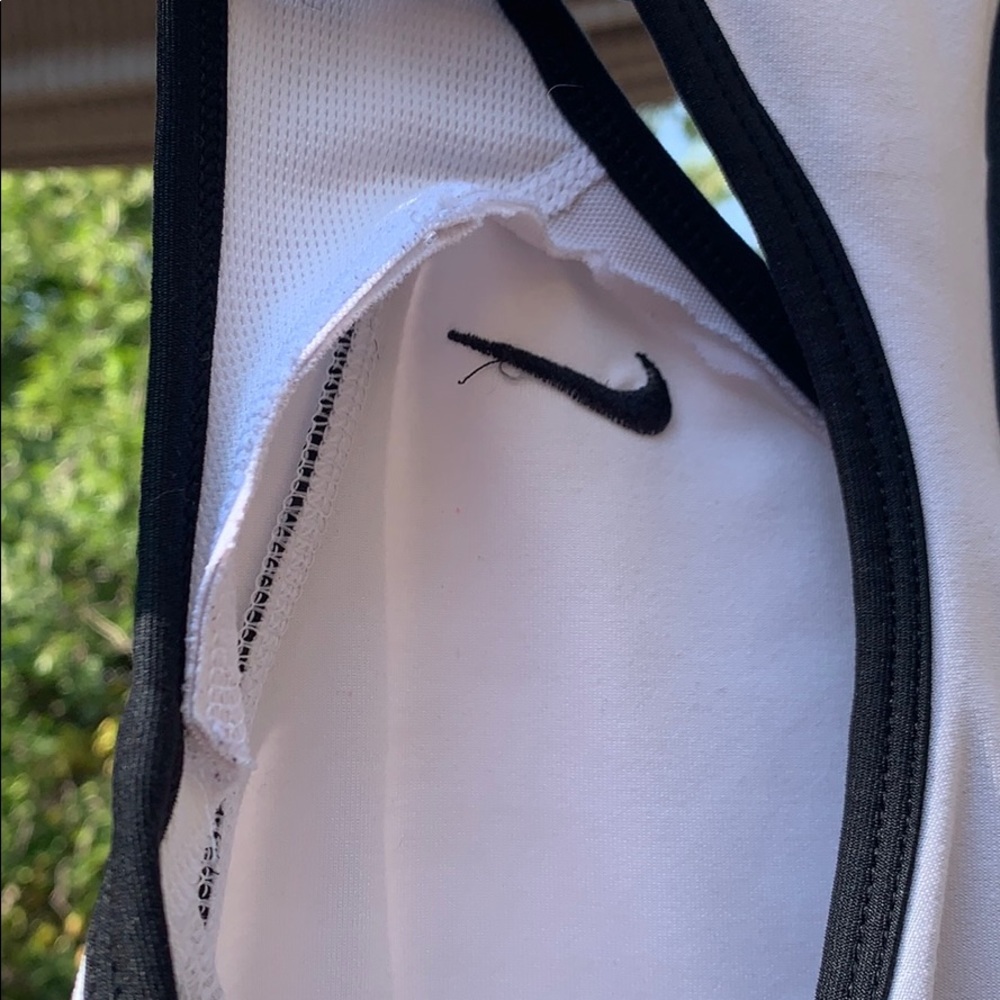 ⚪️Mesh Nike Tank ⚫️ - Picture 4 of 4